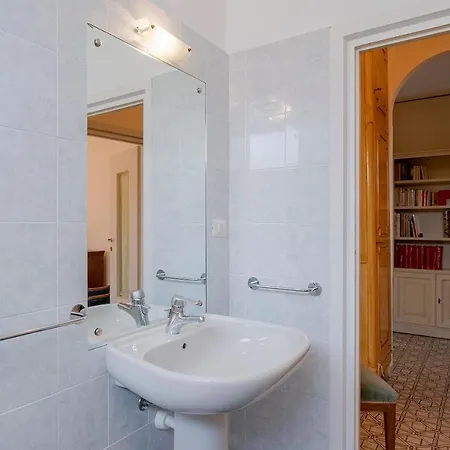 Le Ginestre - Sea View - 3 Bedrooms - Parking Apartamento