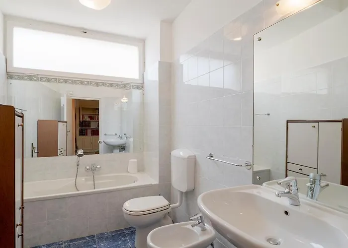 Apartmán Le Ginestre - Sea View - 3 Bedrooms - Parking *