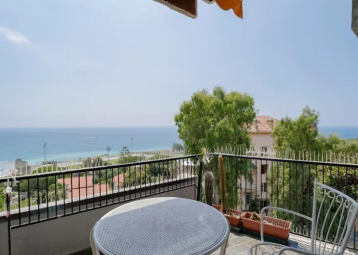 Lejlighed Le Ginestre - Sea View - 3 Bedrooms - Parking